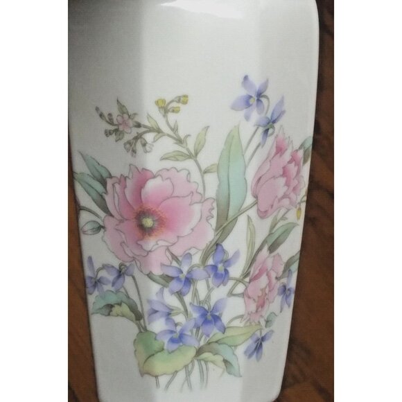 VINTAGE Fine China Bud Vase FLORAL Ivory Pink 6" MADE IN JAPAN Octagon gold trim - Picture 3 of 10